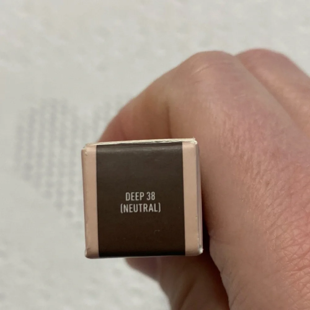 NEW Morphe Soft Radiance Concealer (DEEP 38 NEUTRAL)